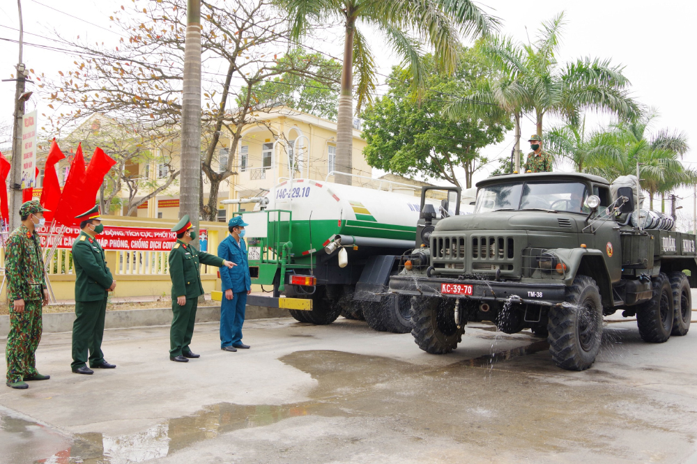 Quyết liệt, khẩn trương ngăn chặn, kiểm soát dịch

